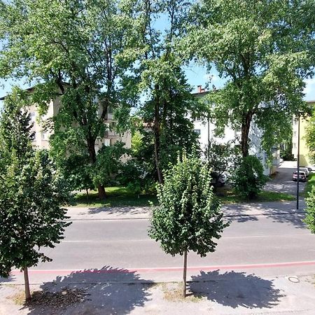 Cozy, Bright And Affordable Studio W/ Free Parking Ljubljana Exterior photo